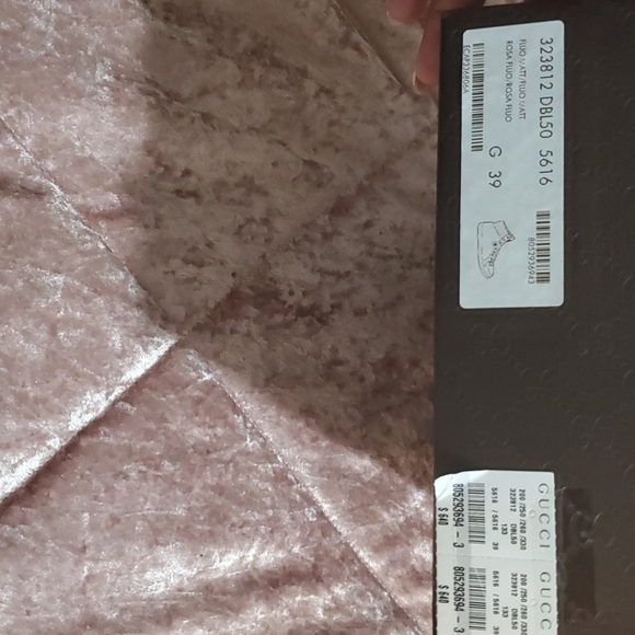 Authentic Gucci Sneakers pink. - Picture 3 of 5